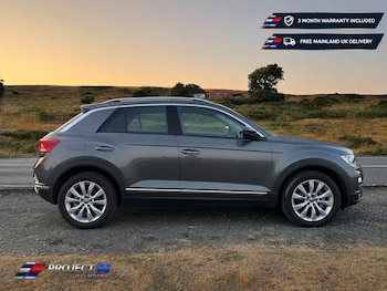 Used Volkswagen T-Roc 2018 for sale - 79535060: Photo
