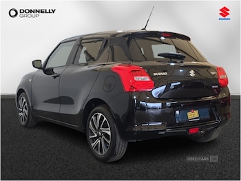 Used Suzuki Swift 2023 for sale - 76228218: Photo 2