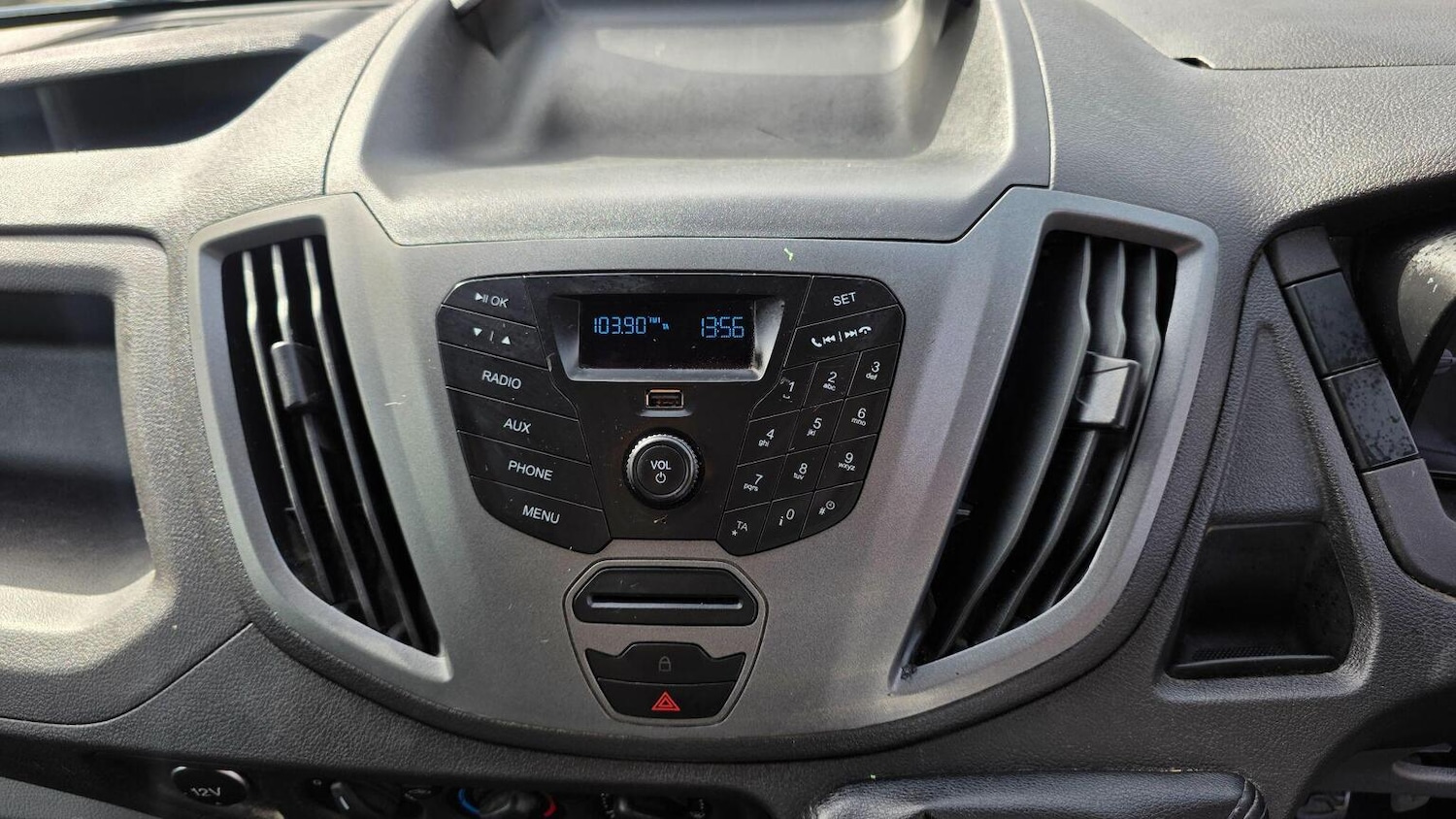 Used Ford Transit 2019 for sale - 77997321: Photo 18