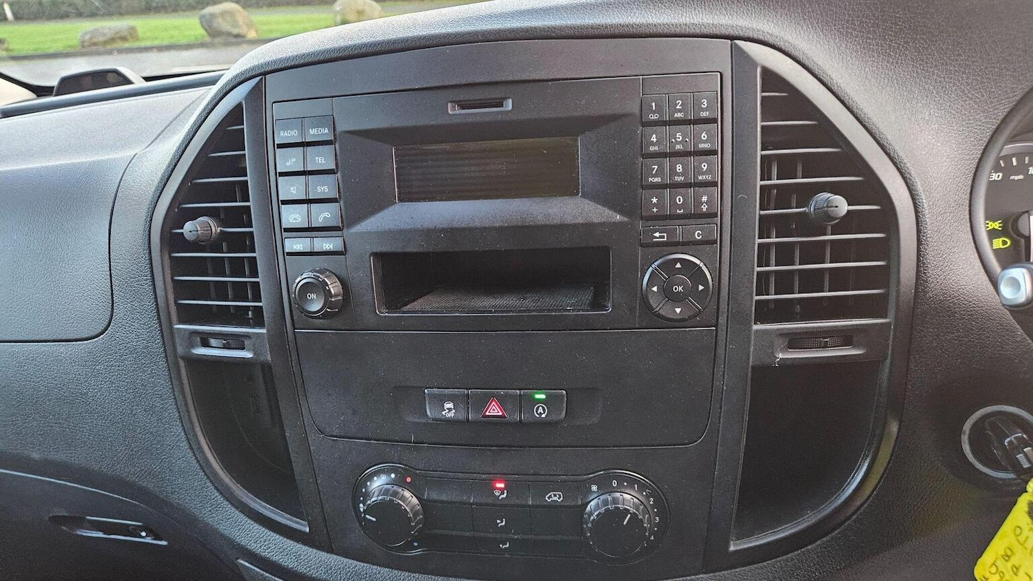 Used Mercedes-Benz Vito 2019 for sale - 77997322: Photo 23