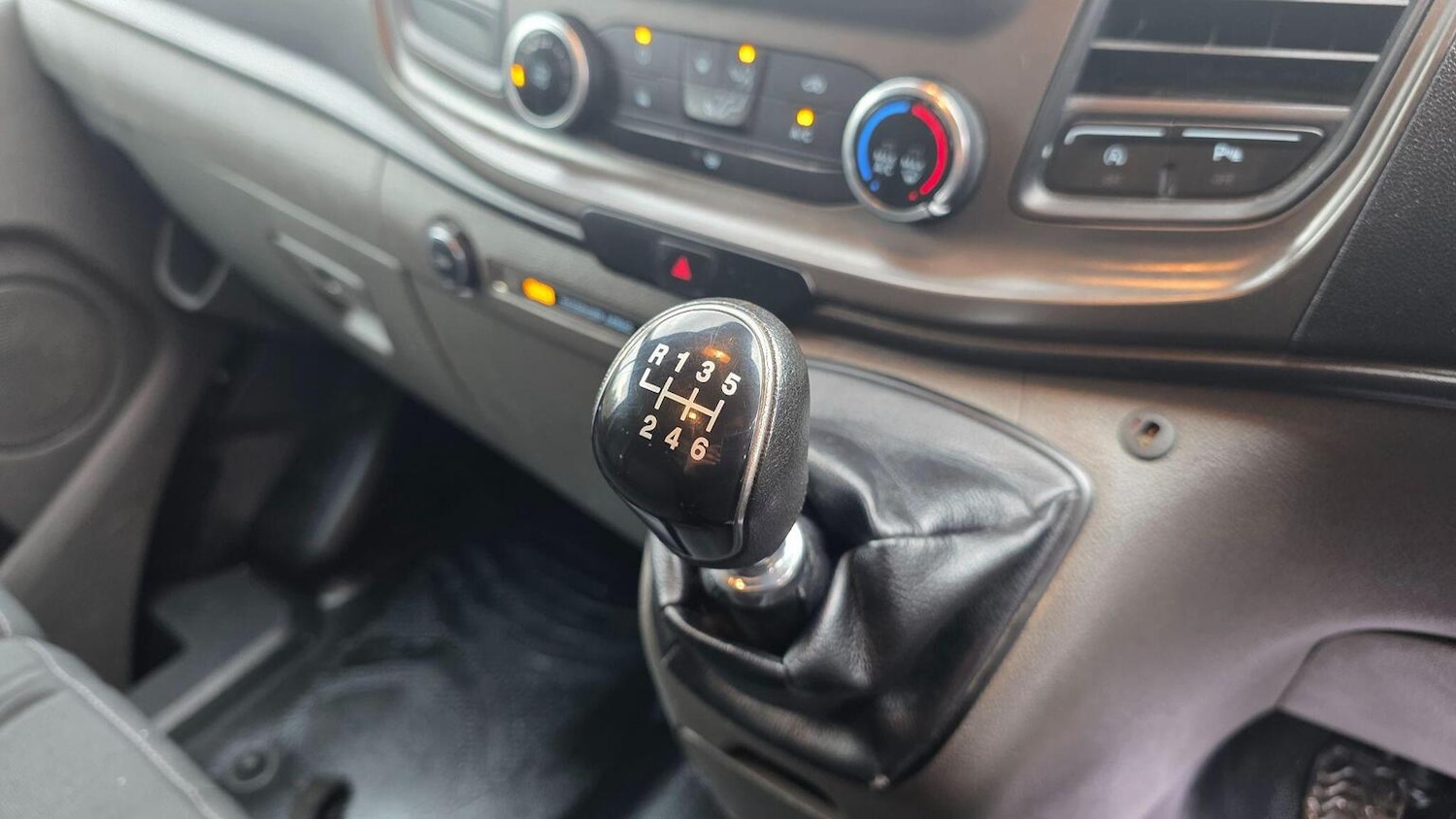 Used Ford Transit Custom 2018 for sale - 77997331: Photo 22