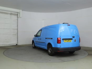Used Volkswagen Caddy Maxi 2016 for sale - 79417439: Photo