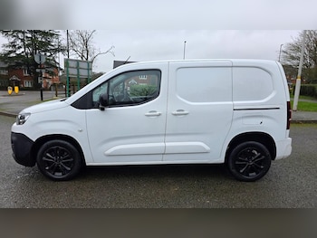 Used Citroen Berlingo 2022 for sale - 77997326: Photo