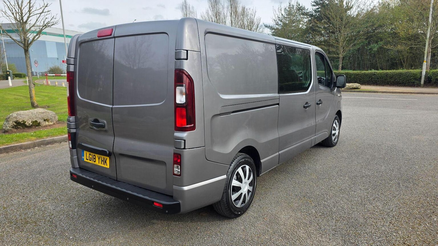 Used Vauxhall Vivaro 2018 for sale - 78206038: Photo 10