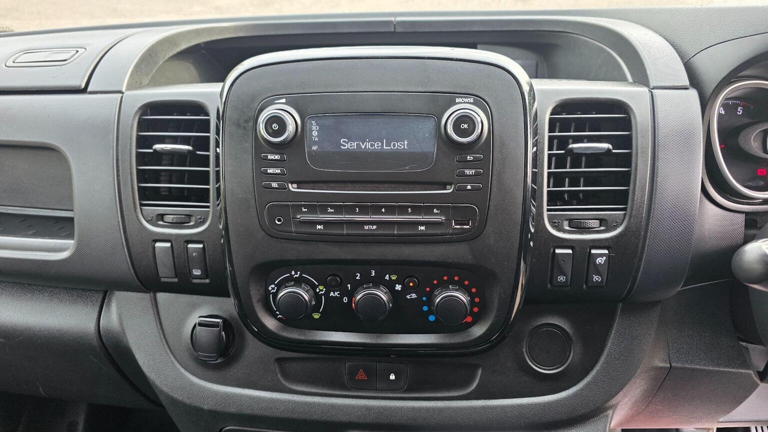 Used Vauxhall Vivaro 2018 for sale - 78206038: Photo 26