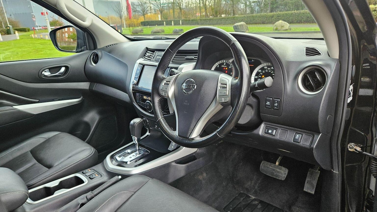 Used Nissan Navara 2021 for sale - 77997325: Photo 38