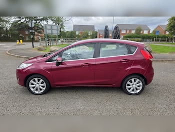 Used Ford Fiesta 2010 for sale - 79834281: Photo