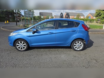 Used Ford Fiesta 2009 for sale - 79754105: Photo