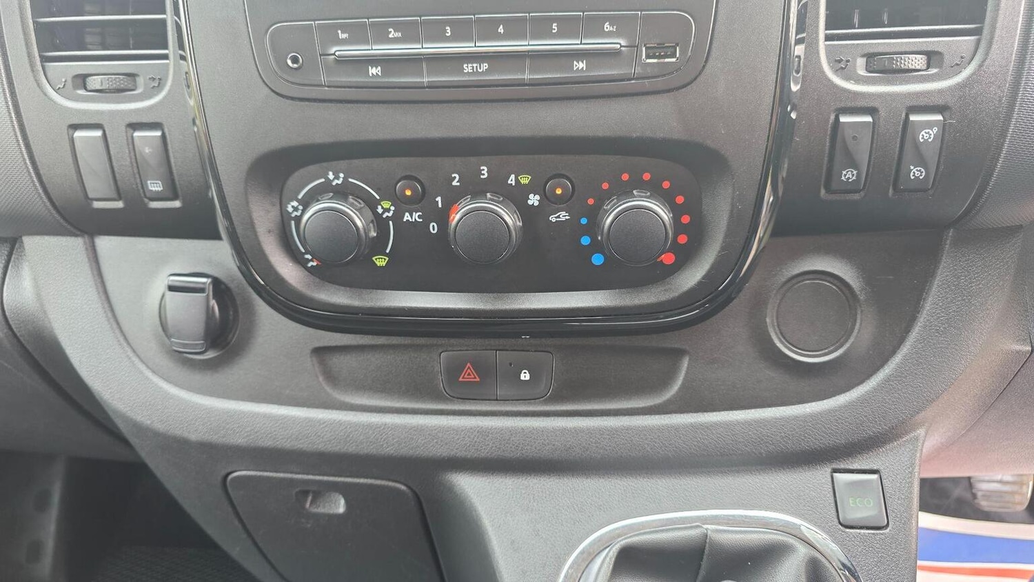 Used Vauxhall Vivaro 2018 for sale - 77997249: Photo 21