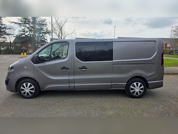 Used Vauxhall Vivaro 2018 for sale - 77997249: Photo