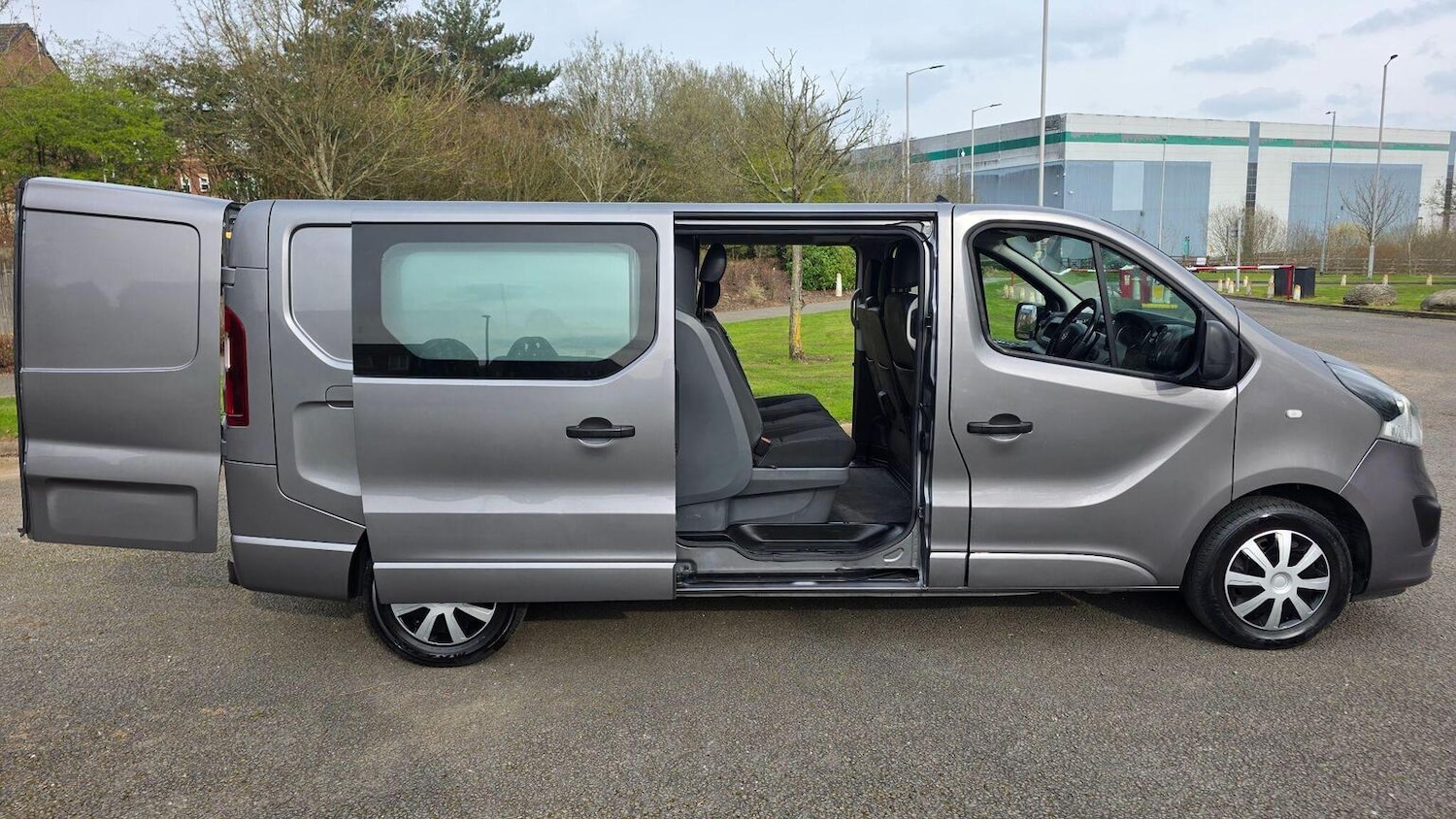 Used Vauxhall Vivaro 2018 for sale - 77997249: Photo 9