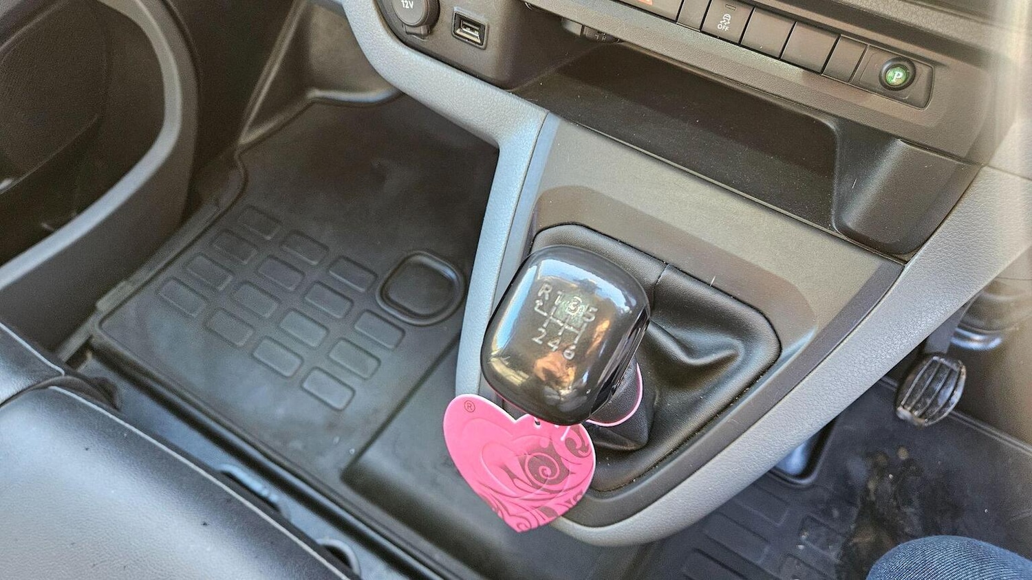 Used Peugeot Expert 2018 for sale - 77997333: Photo 18