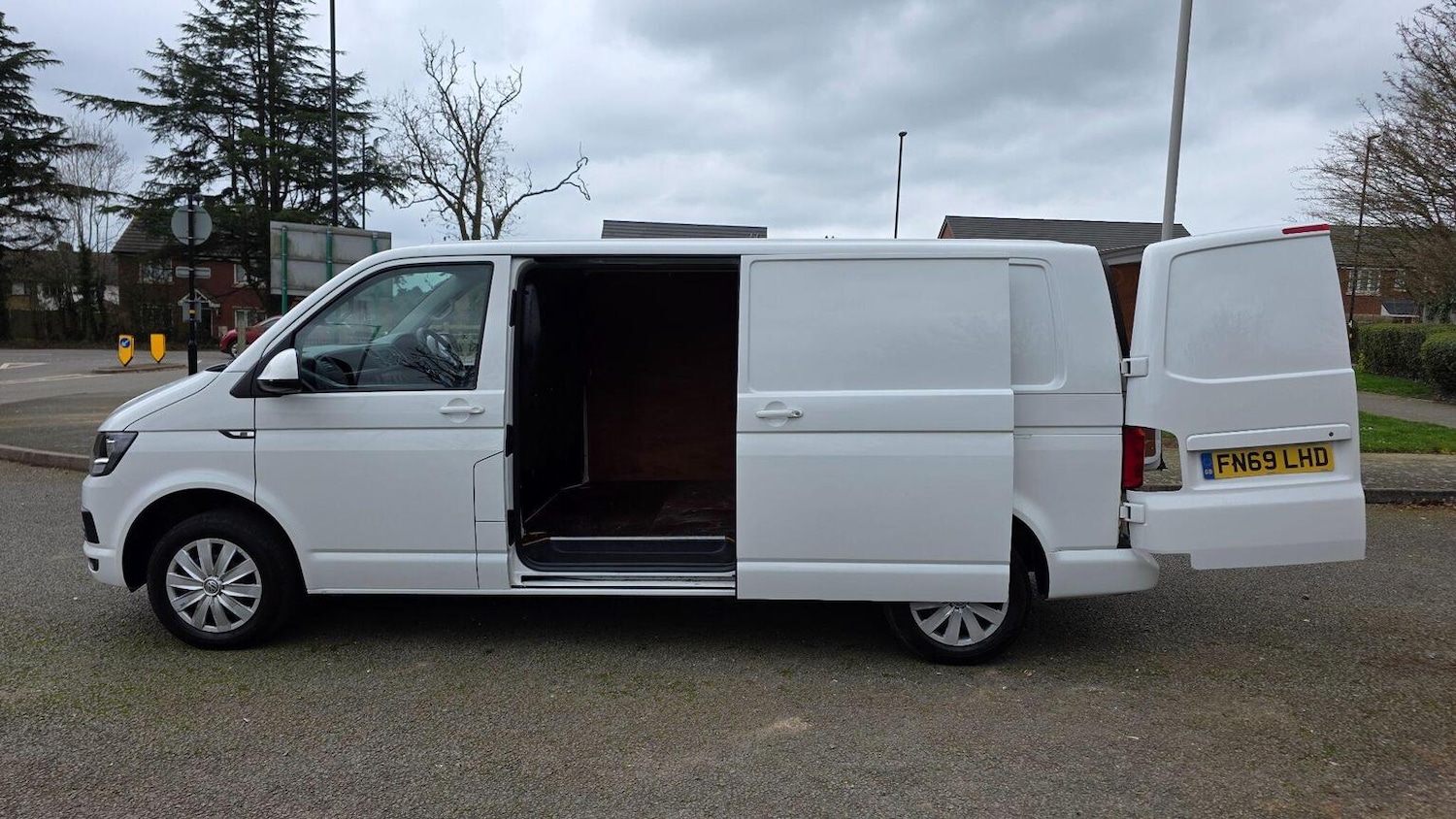 Used Volkswagen Transporter 2019 for sale - 78206046: Photo 14
