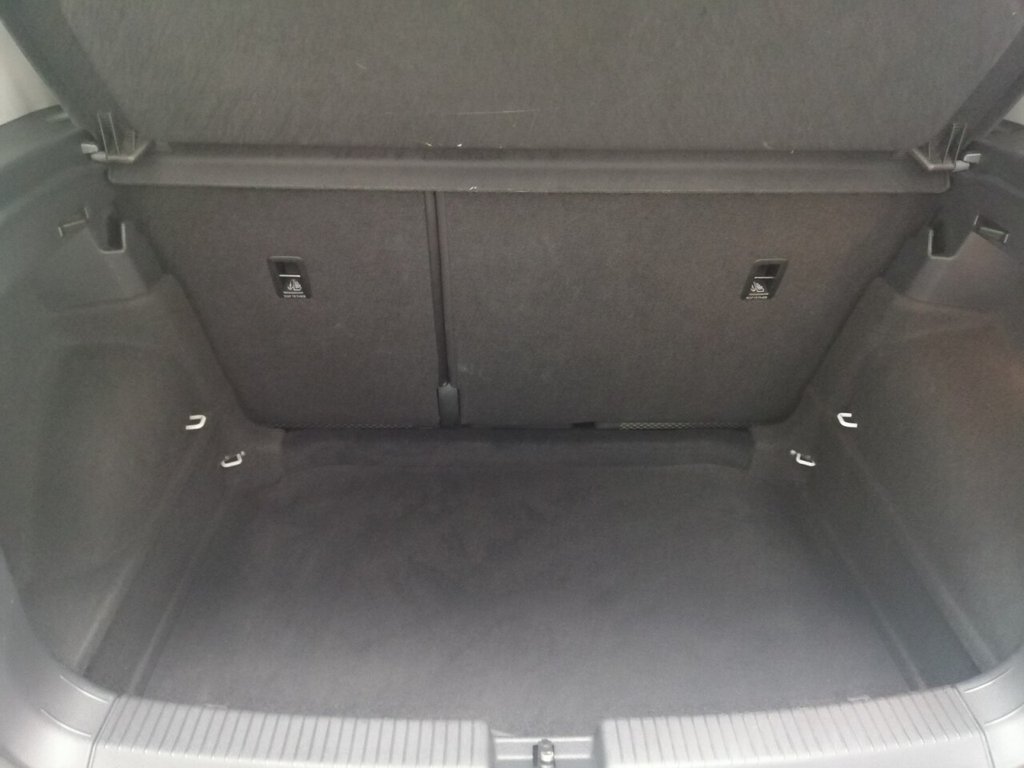 Used Volkswagen T-Cross 2022 for sale - 76080928: Photo 36