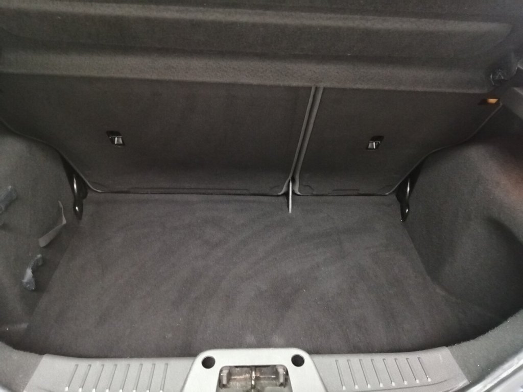 Used Ford Fiesta 2013 for sale - 76417601: Photo 30