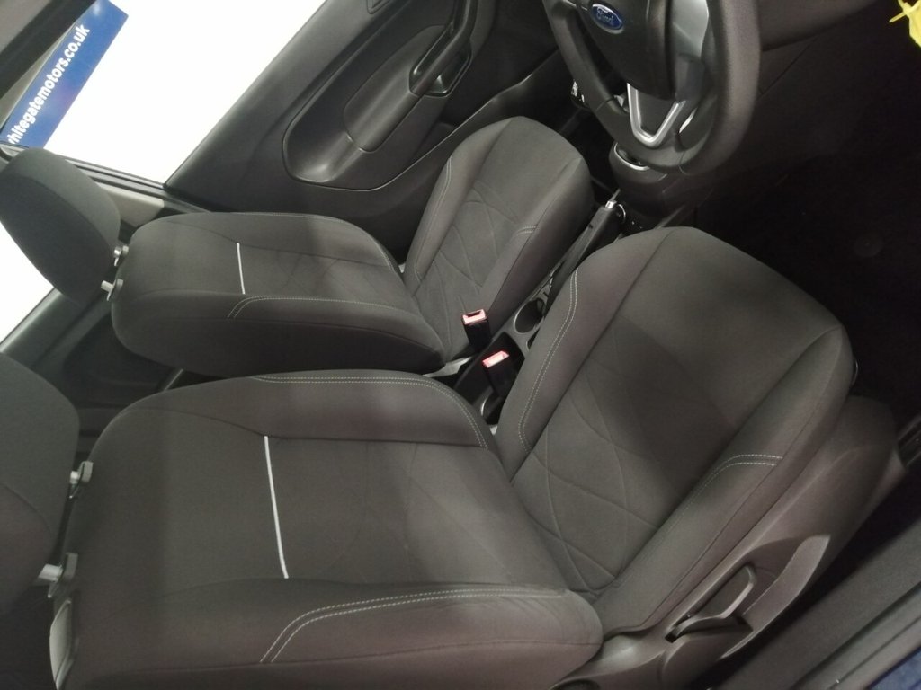 Used Ford Fiesta 2013 for sale - 76417601: Photo 32