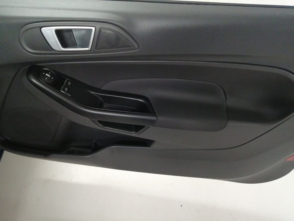 Used Ford Fiesta 2013 for sale - 76417601: Photo 33