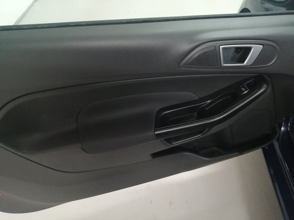 Used Ford Fiesta 2013 for sale - 76417601: Photo 36