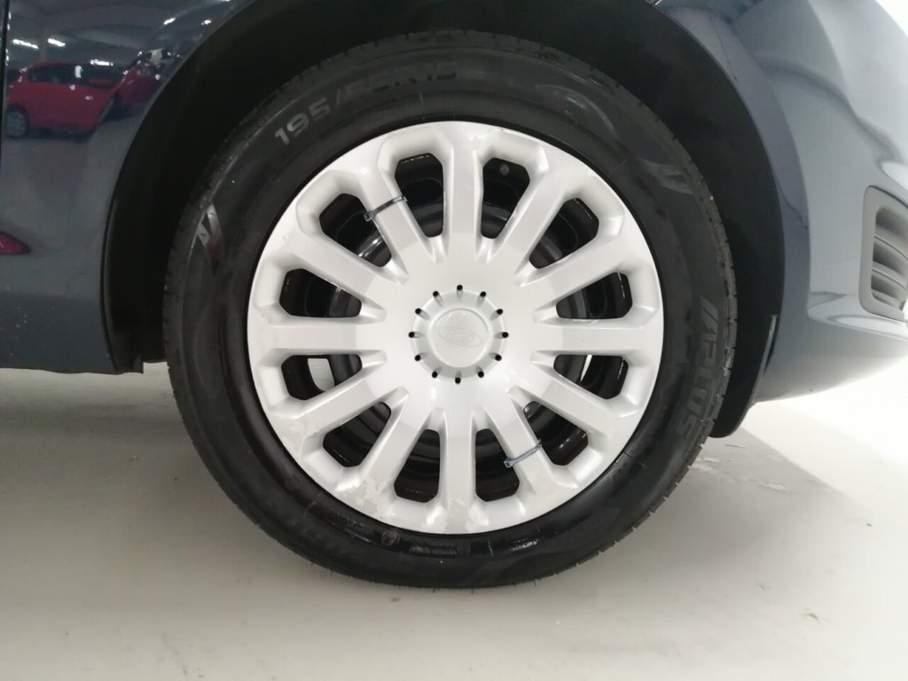 Used Ford Fiesta 2013 for sale - 76417601: Photo 38