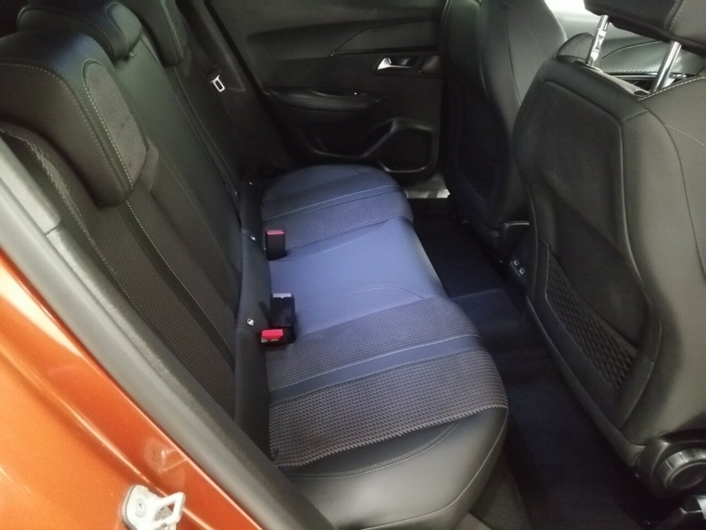 Used Peugeot 2008 2022 for sale - 76386399: Photo 13