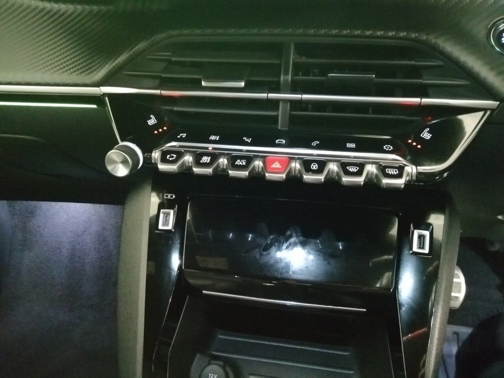 Used Peugeot 2008 2022 for sale - 76386399: Photo 19