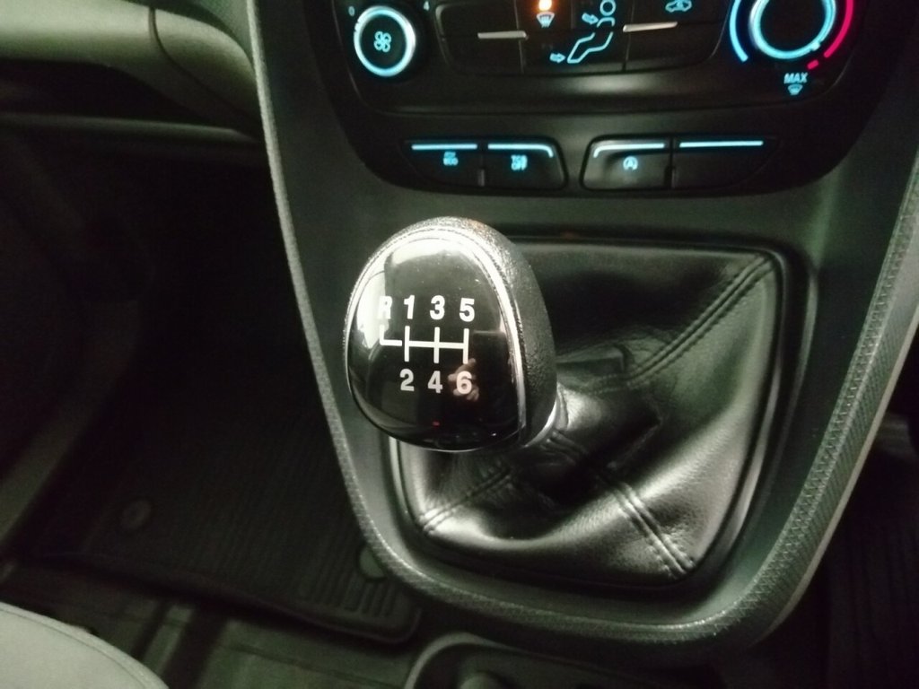 Used Ford Transit Connect 2021 for sale - 76900397: Photo 17