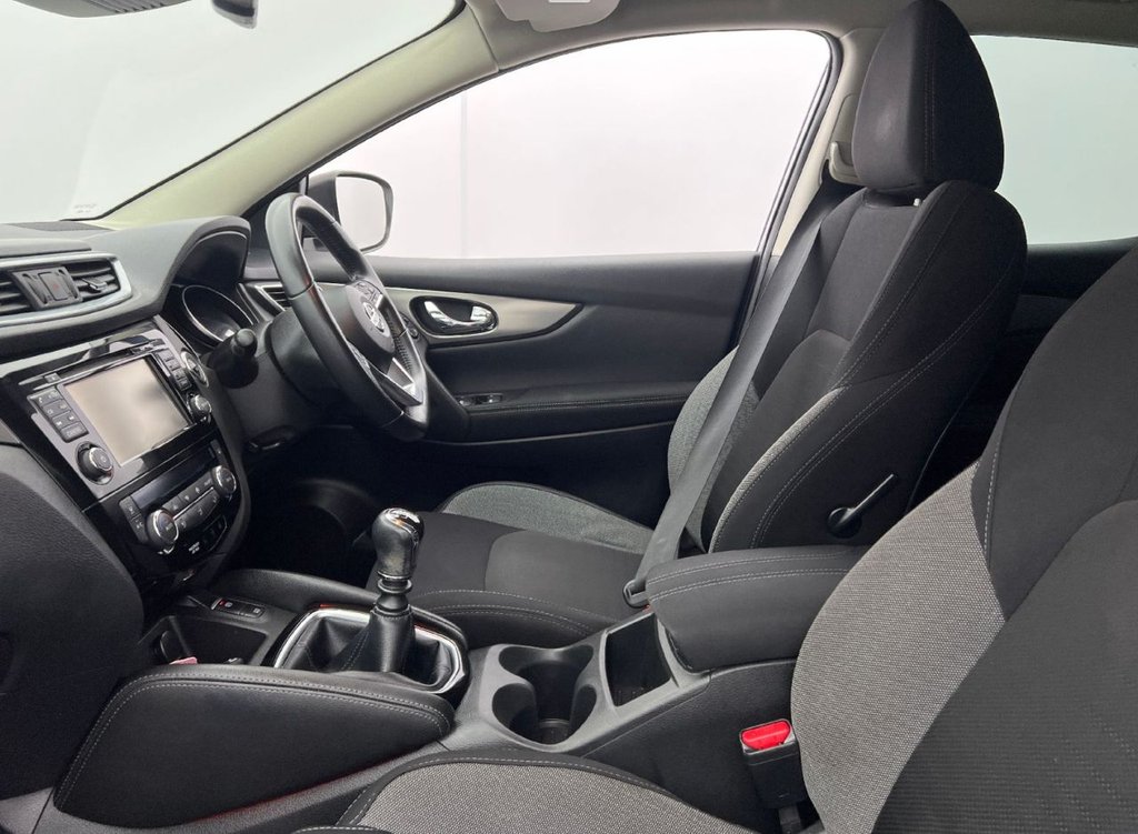 Used Nissan Qashqai 2018 for sale - 77153364: Photo 5