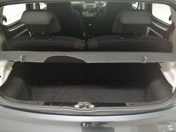 Used Peugeot 107 2012 for sale - 76162665: Photo 28
