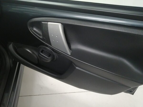 Used Peugeot 107 2012 for sale - 76162665: Photo 33