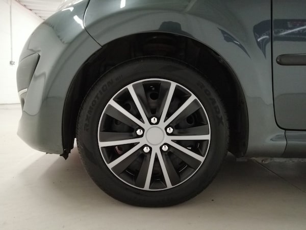 Used Peugeot 107 2012 for sale - 76162665: Photo 39