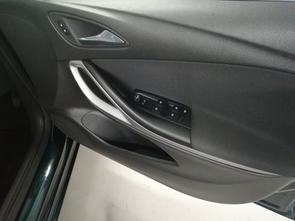 Used Vauxhall Astra 2019 for sale - 76266463: Photo 34