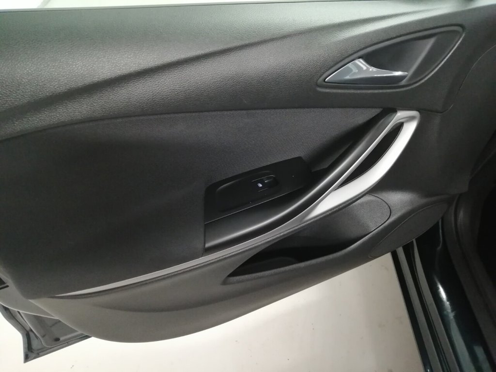Used Vauxhall Astra 2019 for sale - 76266463: Photo 37