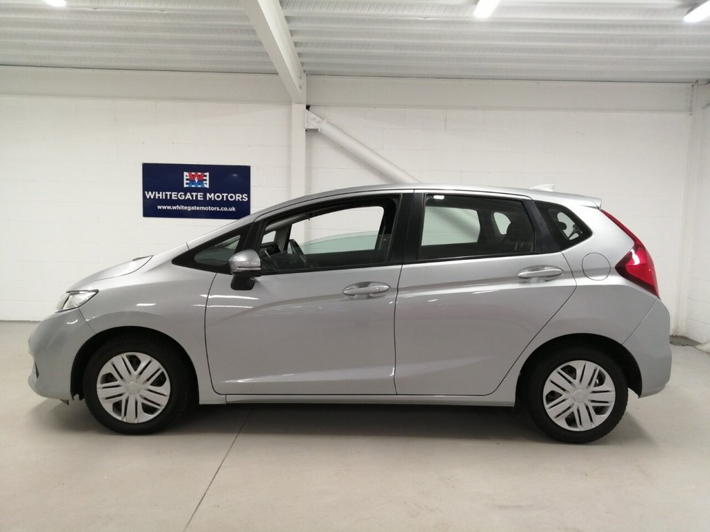 Used Honda Jazz 2019 for sale - 76481506: Photo 27