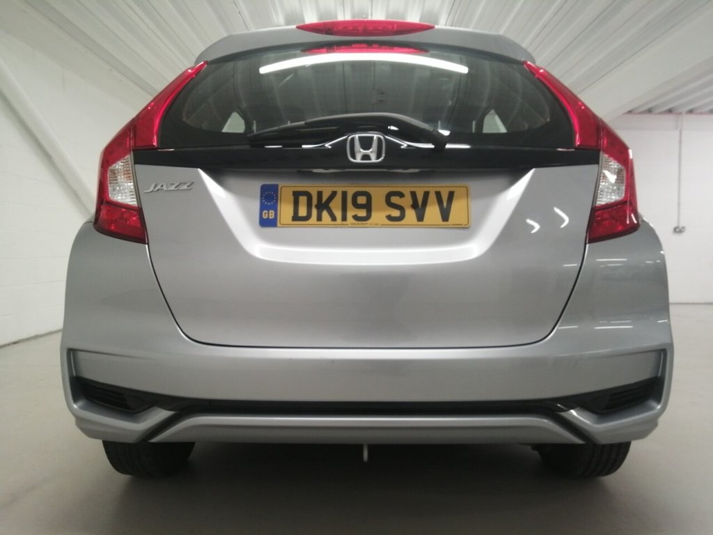 Used Honda Jazz 2019 for sale - 76481506: Photo 31