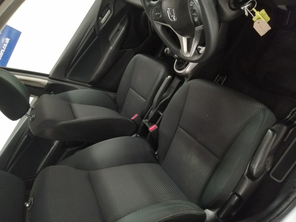 Used Honda Jazz 2019 for sale - 76481506: Photo 33