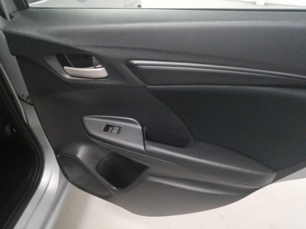 Used Honda Jazz 2019 for sale - 76481506: Photo 40