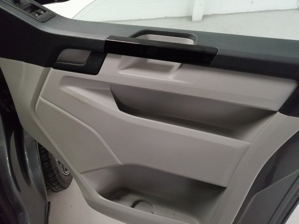 Used Volkswagen Transporter 2019 for sale - 77080548: Photo 35