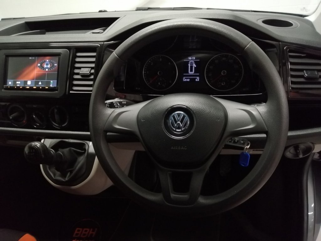 Used Volkswagen Transporter 2019 for sale - 77080548: Photo 8