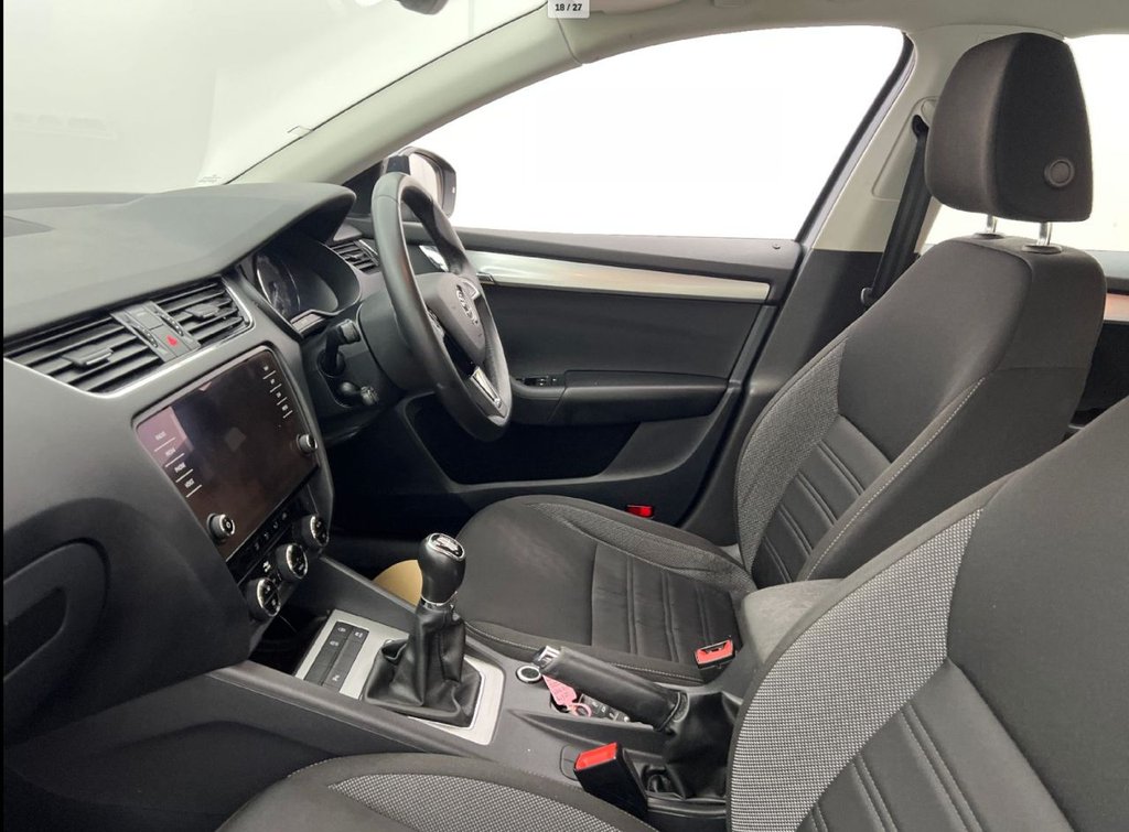 Used Skoda Octavia 2020 for sale - 76950133: Photo 5