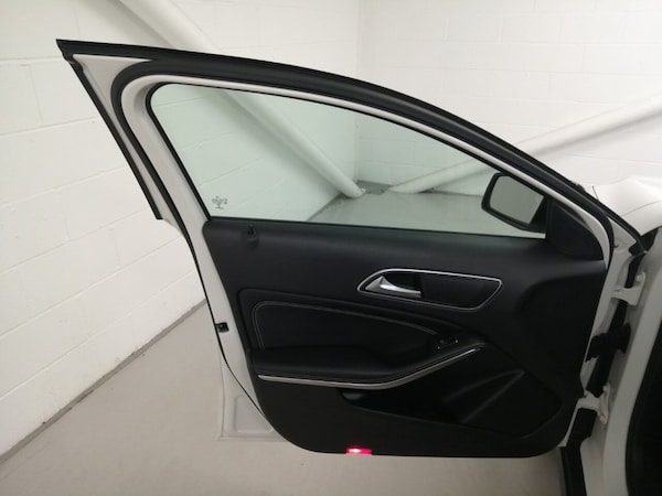 Used Mercedes-Benz GLA 2019 for sale - 75275892: Photo 47