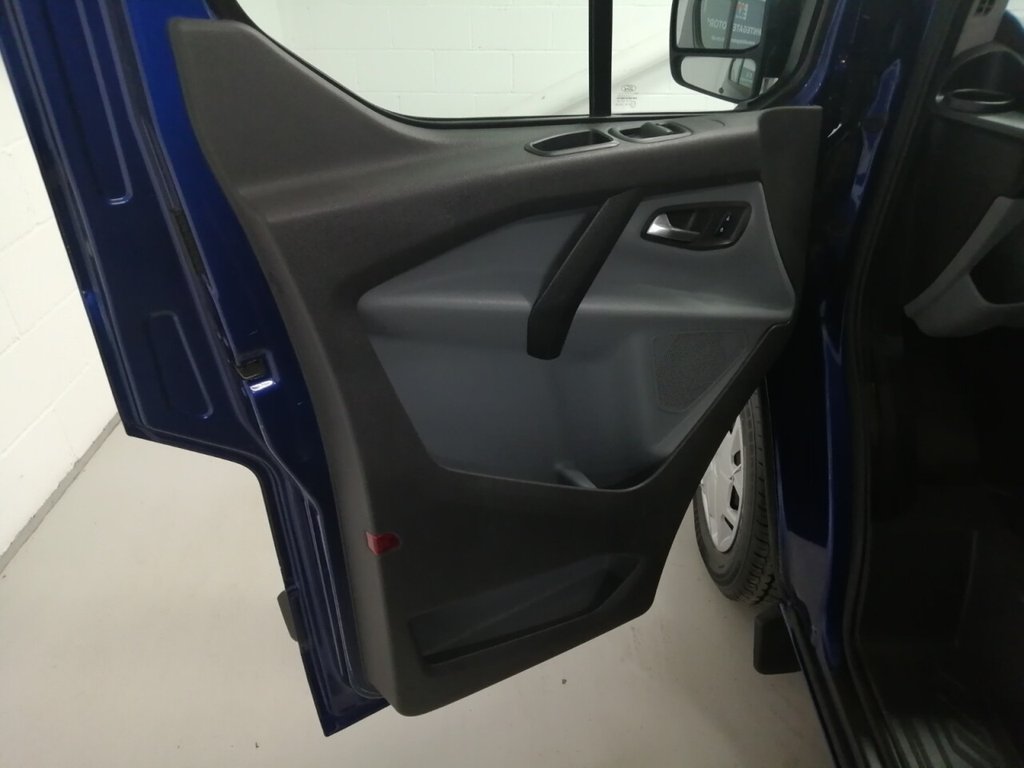 Used Ford Transit Custom 2018 for sale - 77038126: Photo 45