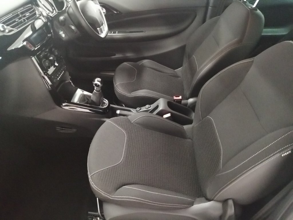 Used Citroen DS3 2015 for sale - 76591118: Photo 24