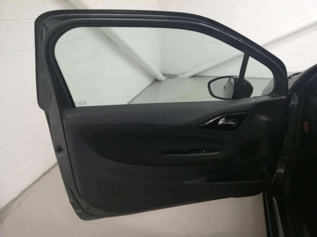 Used Citroen DS3 2015 for sale - 76591118: Photo 39