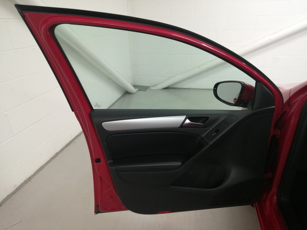 Used Volkswagen Golf 2012 for sale - 77369963: Photo 43