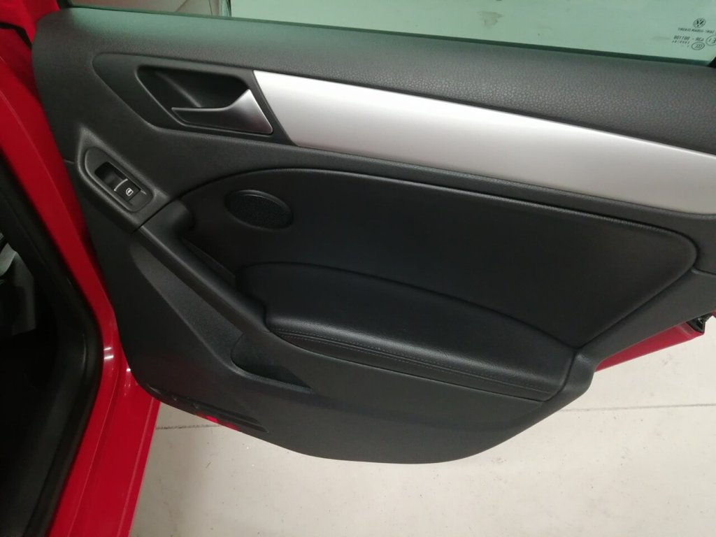 Used Volkswagen Golf 2012 for sale - 77369963: Photo 45