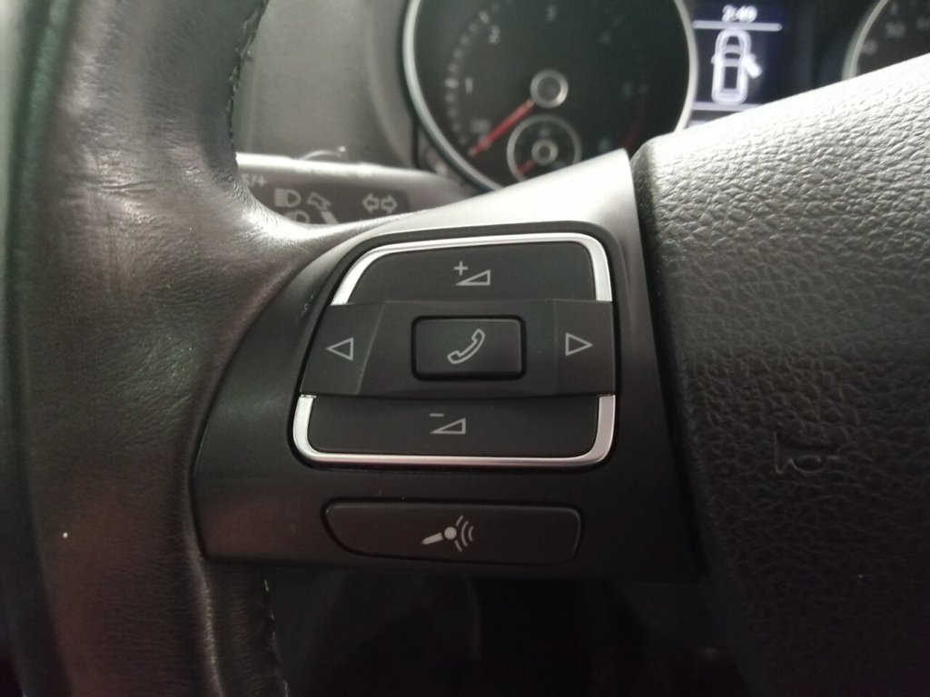 Used Volkswagen Golf 2012 for sale - 77369963: Photo 8