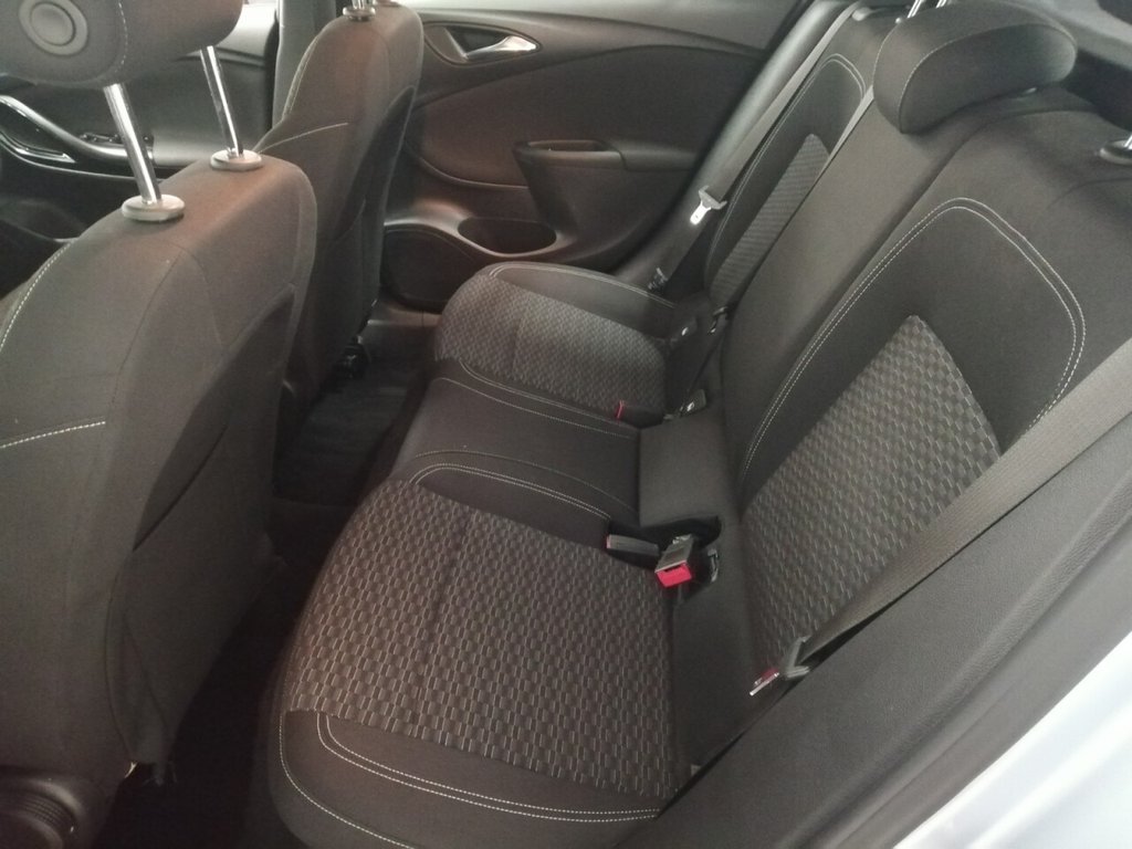 Used Vauxhall Astra 2017 for sale - 77037799: Photo 13