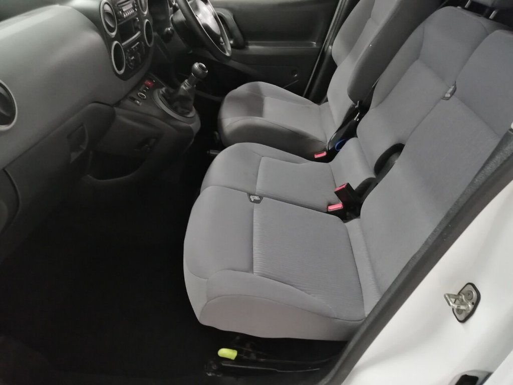 Used Peugeot Partner 2015 for sale - 77037807: Photo 11
