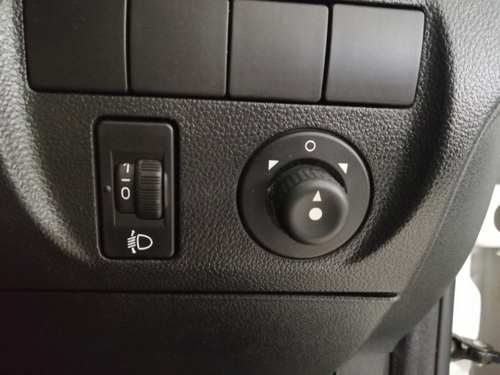 Used Peugeot Partner 2015 for sale - 77037807: Photo 14