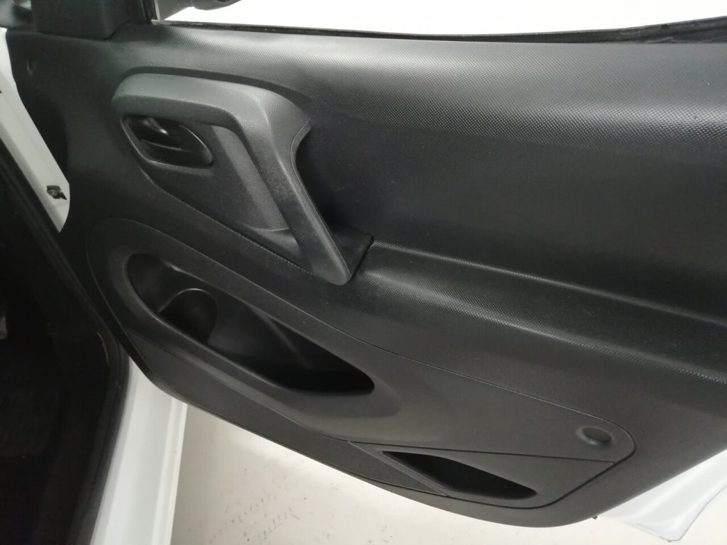 Used Peugeot Partner 2015 for sale - 77037807: Photo 45